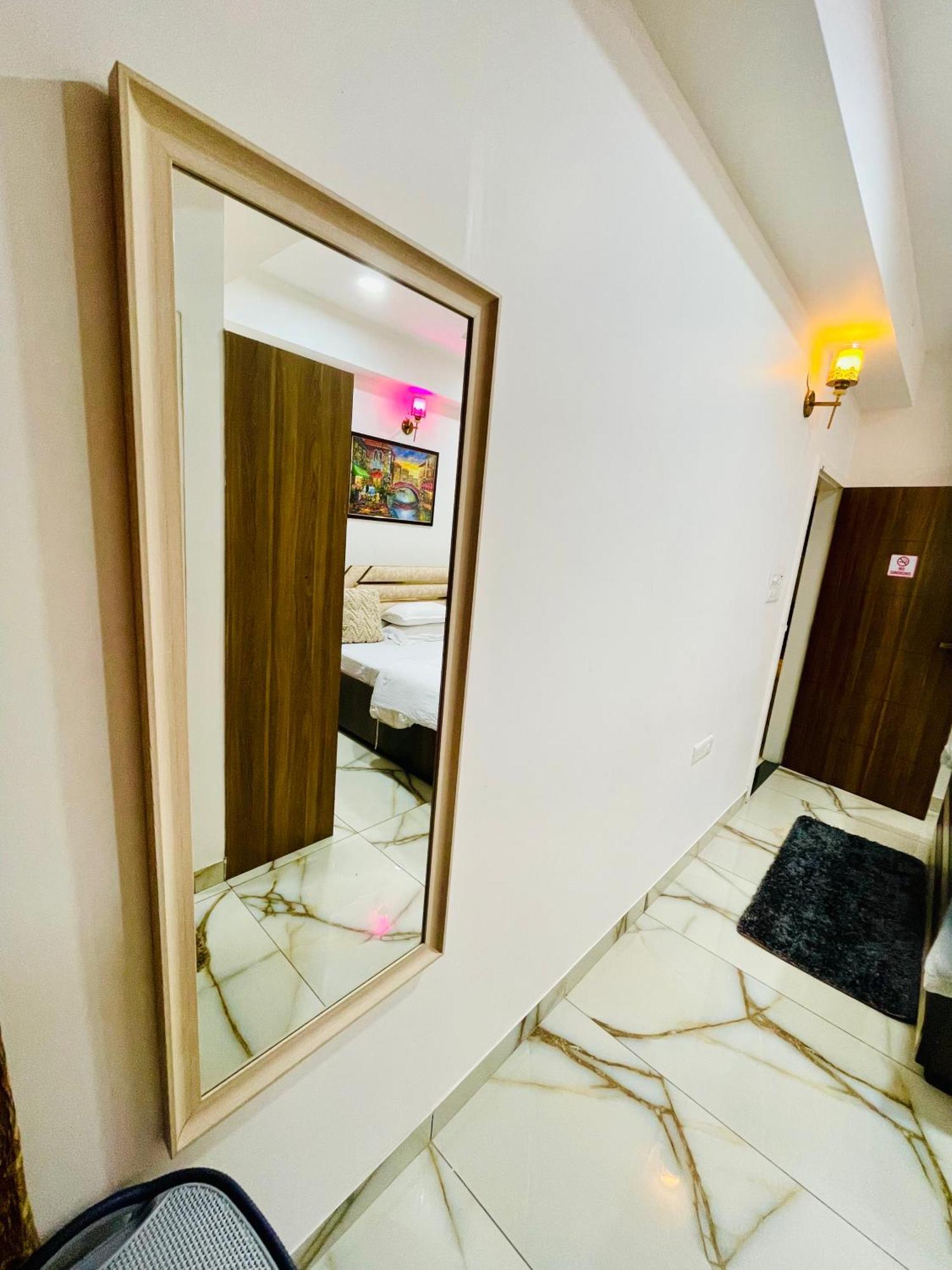 3Bhk Airport Vista Apartment - Entire Apartment Jaipur Eksteriør billede